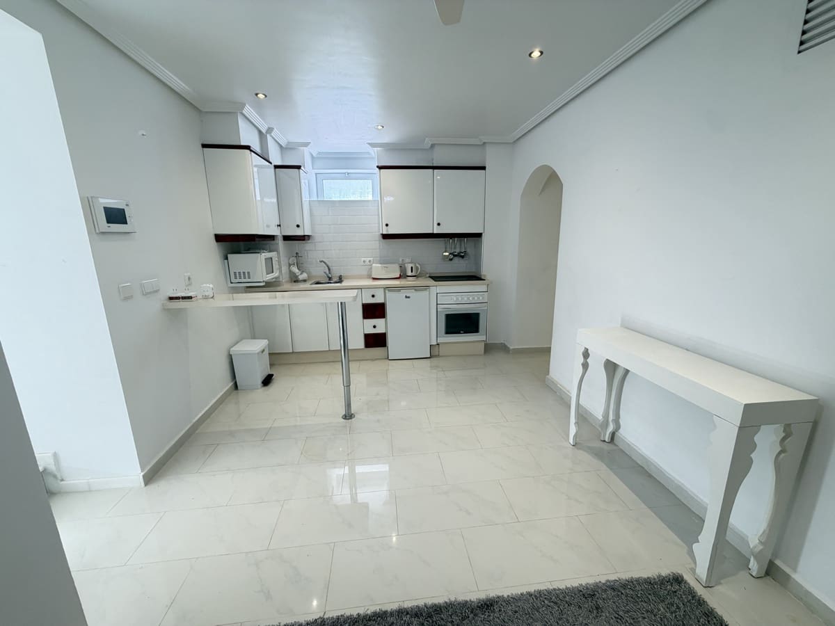 4 bedroom Villa for sale in Torremendo with pool - € 335,000 (Ref: 9869604)