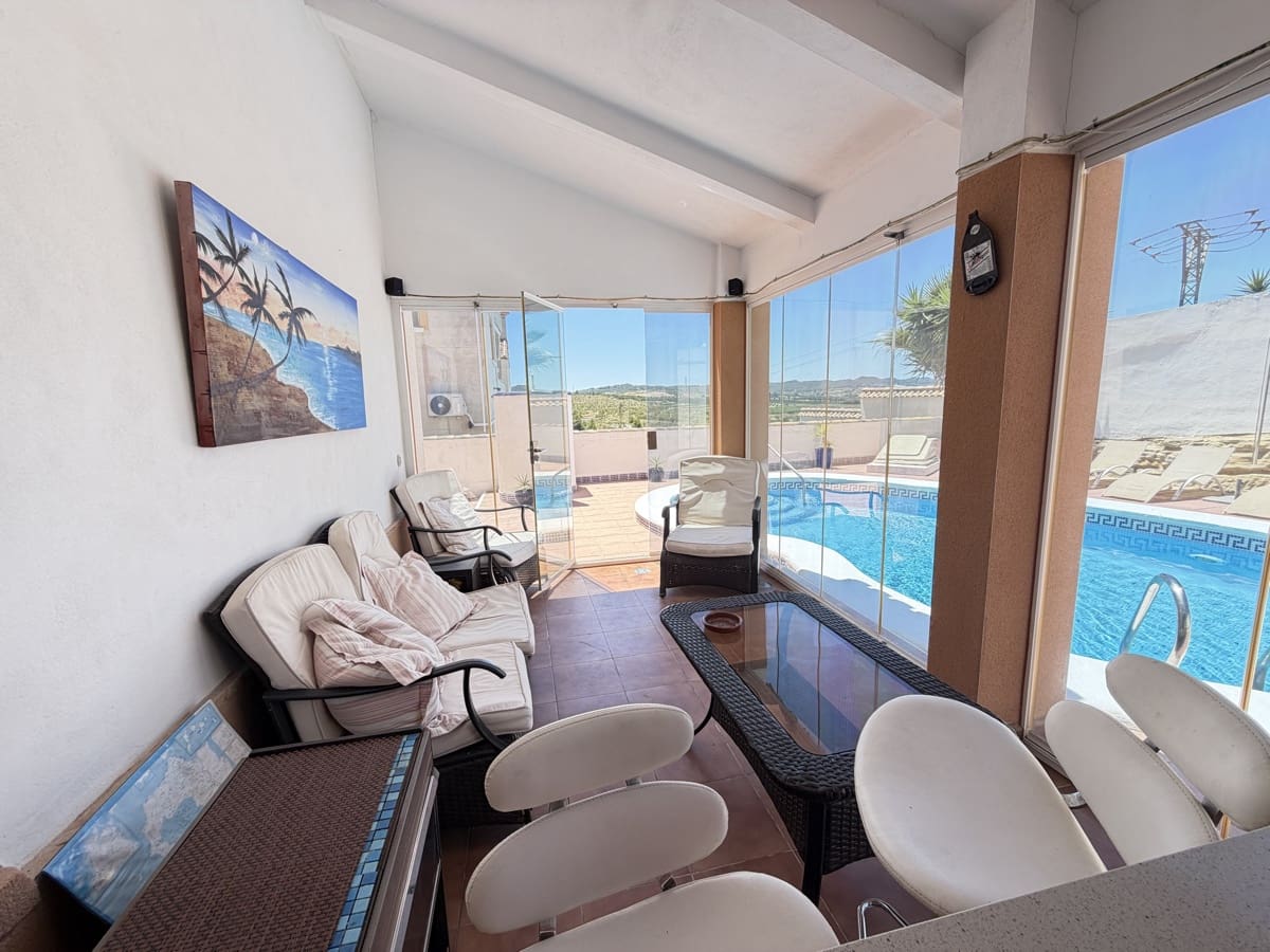 4 bedroom Villa for sale in Torremendo with pool - € 335,000 (Ref: 9869604)