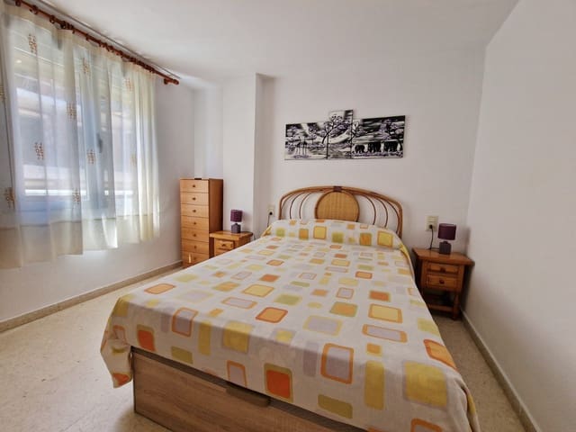 Apartamento de 3 habitaciones en Guardamar del Segura en venta - 195.000 € (Ref: 9870392)