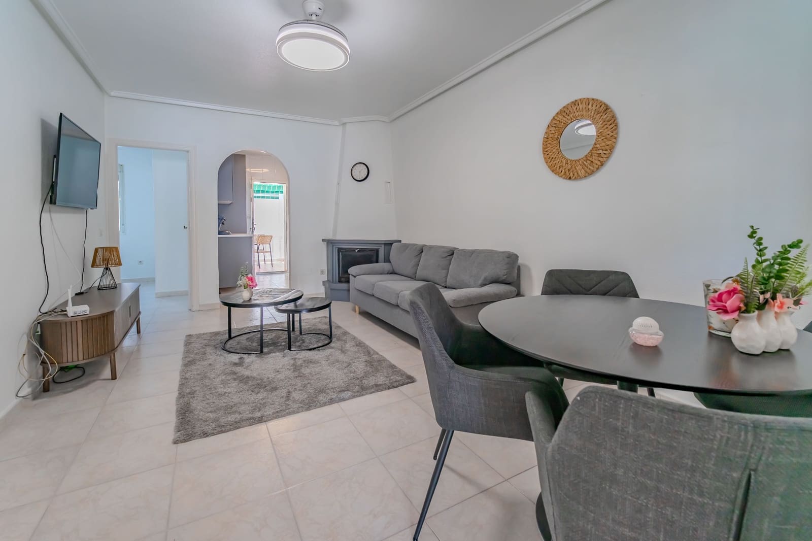 2 soverom Bungalow til salgs i Ciudad Quesada med svømmebasseng - € 187 000 (Ref: 9878844)