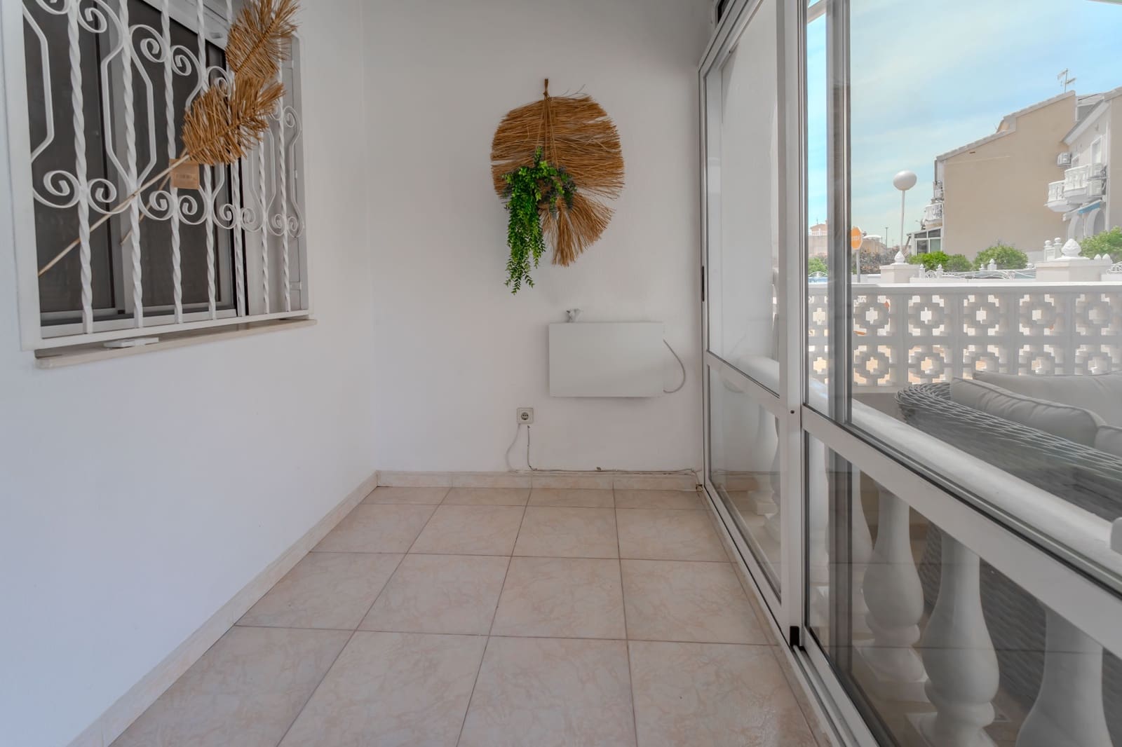 2 soverom Bungalow til salgs i Ciudad Quesada med svømmebasseng - € 187 000 (Ref: 9878844)