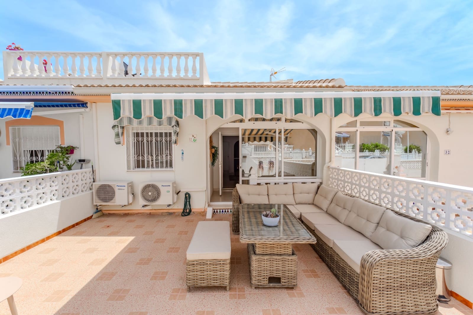 2 soverom Bungalow til salgs i Ciudad Quesada med svømmebasseng - € 187 000 (Ref: 9878844)