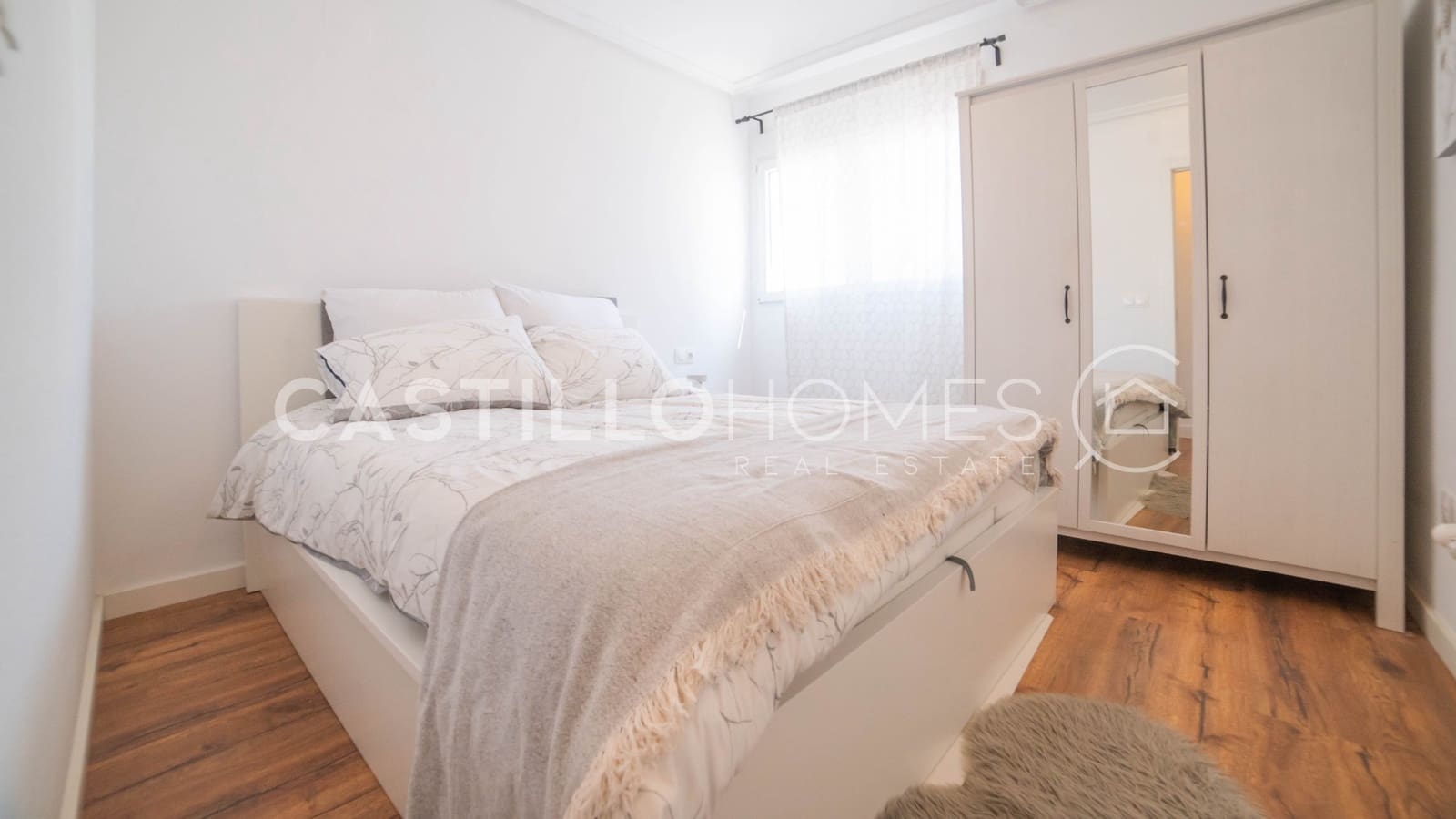 2 chambre Appartement à vendre à Torrevieja avec piscine garage - 149 000 € (Ref: 9879524)