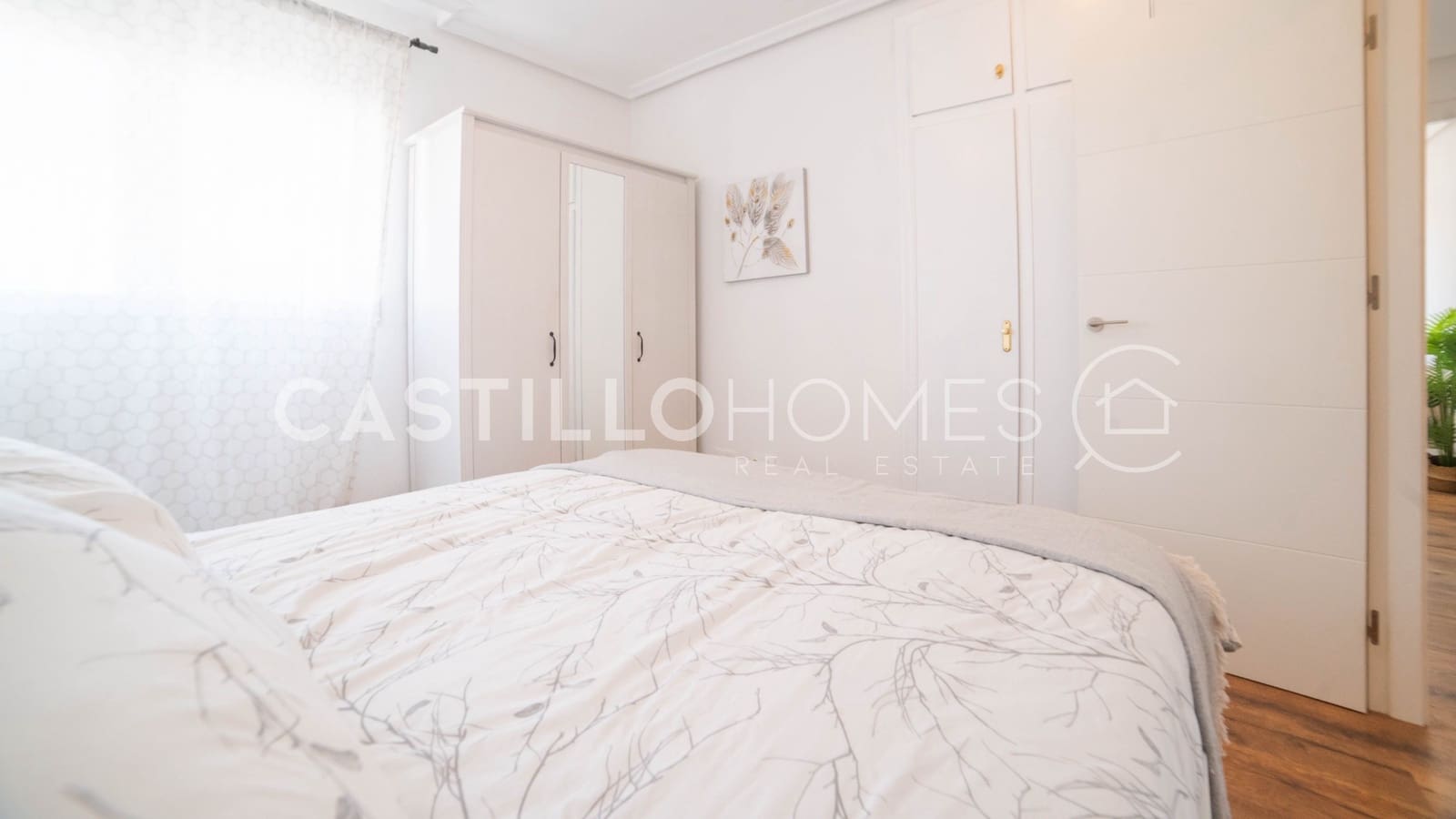 2 chambre Appartement à vendre à Torrevieja avec piscine garage - 149 000 € (Ref: 9879524)