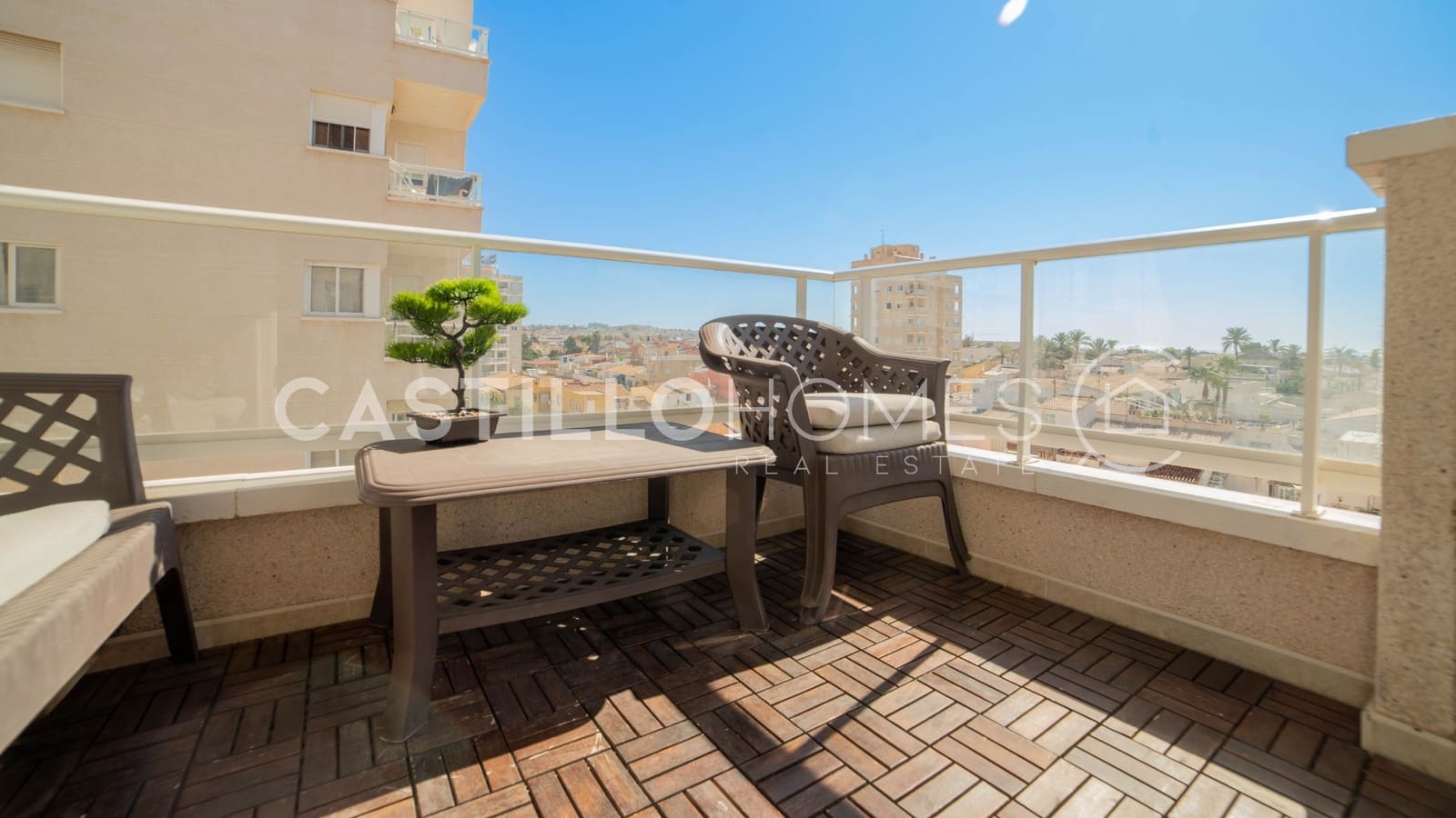 2 chambre Appartement à vendre à Torrevieja avec piscine garage - 149 000 € (Ref: 9879524)