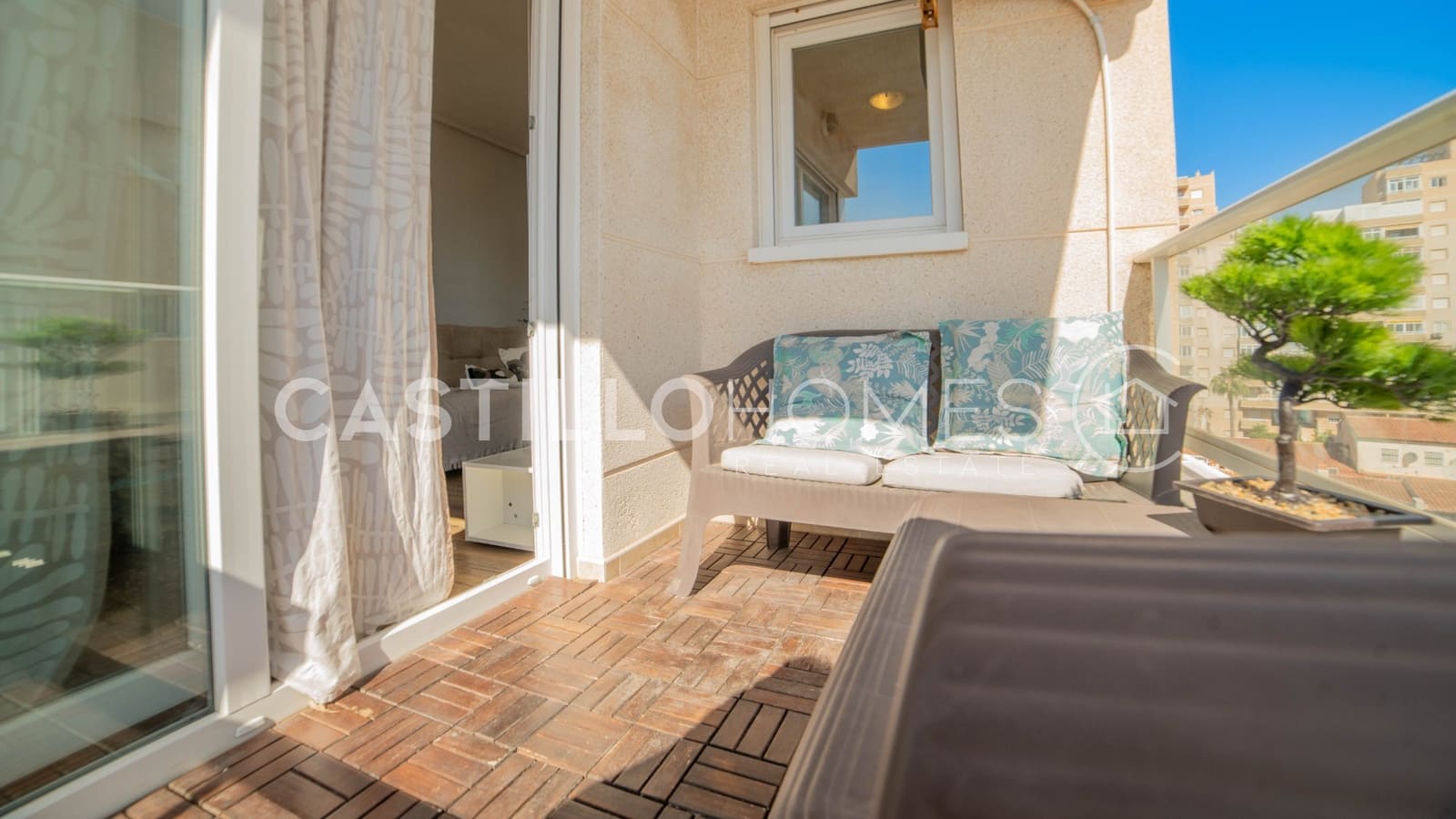 2 chambre Appartement à vendre à Torrevieja avec piscine garage - 149 000 € (Ref: 9879524)