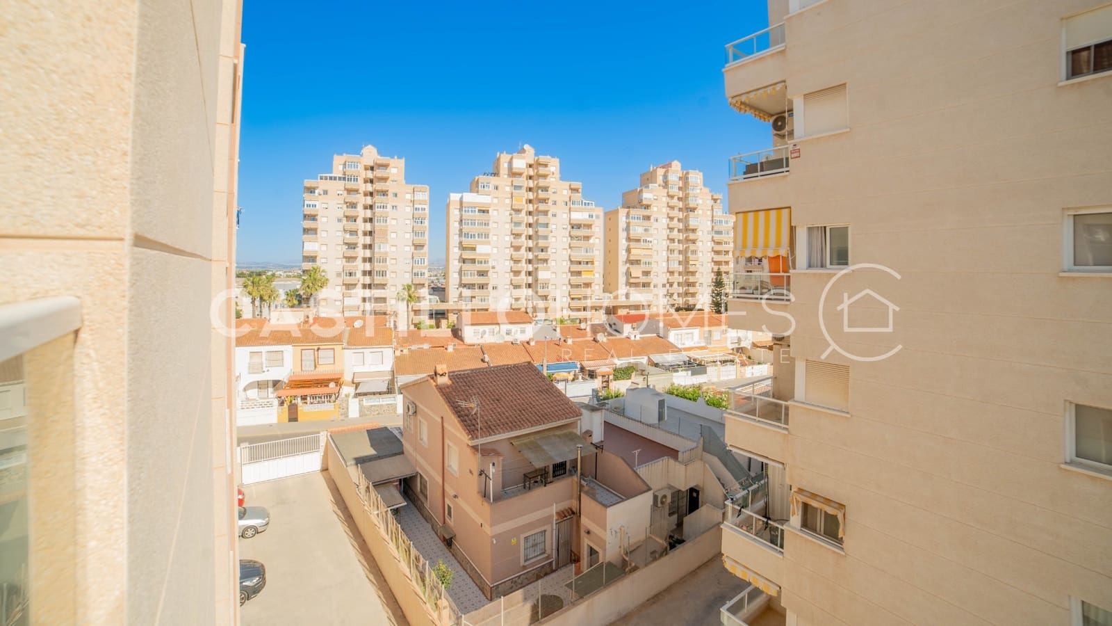 2 chambre Appartement à vendre à Torrevieja avec piscine garage - 149 000 € (Ref: 9879524)
