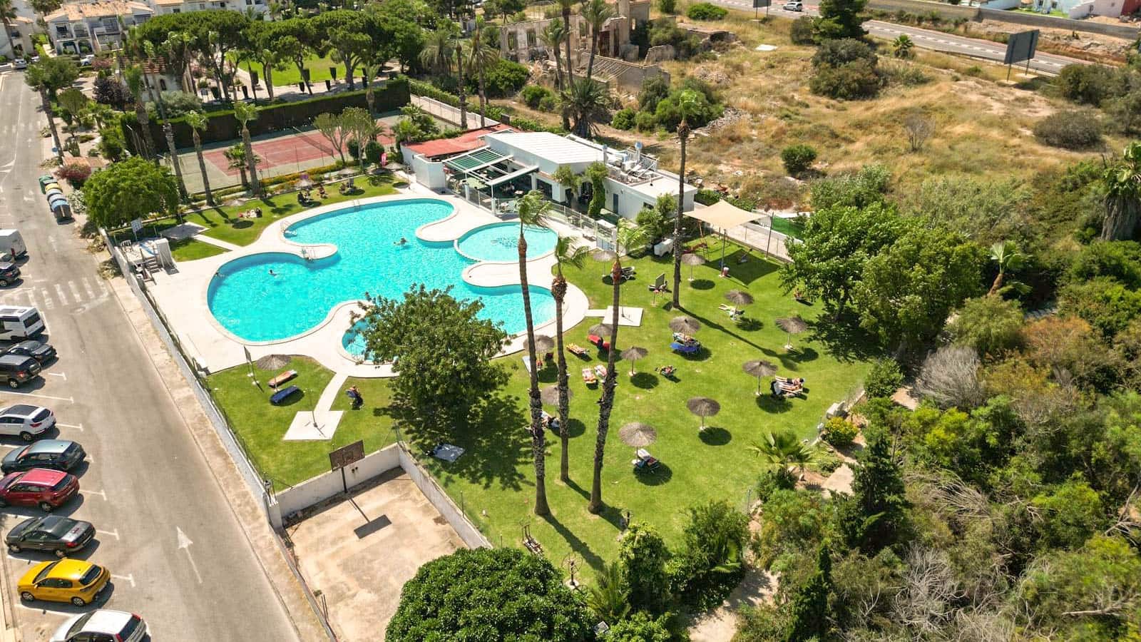 1 soveværelse Bungalow til salg i Torrevieja med swimmingpool - € 175.000 (Ref: 9879525)