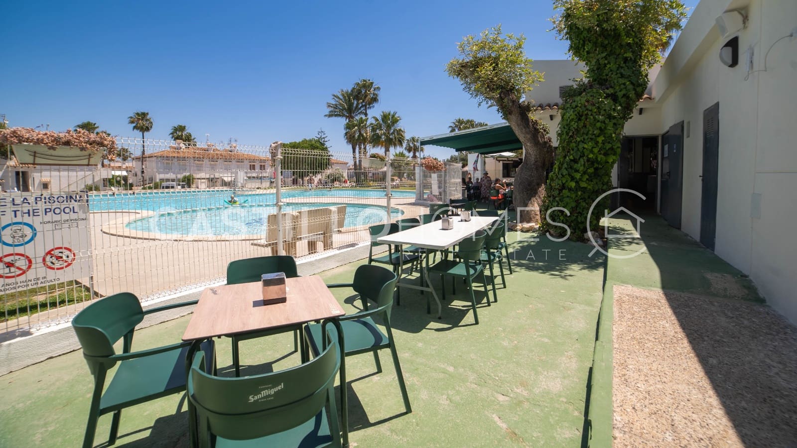 1 soveværelse Bungalow til salg i Torrevieja med swimmingpool - € 175.000 (Ref: 9879525)