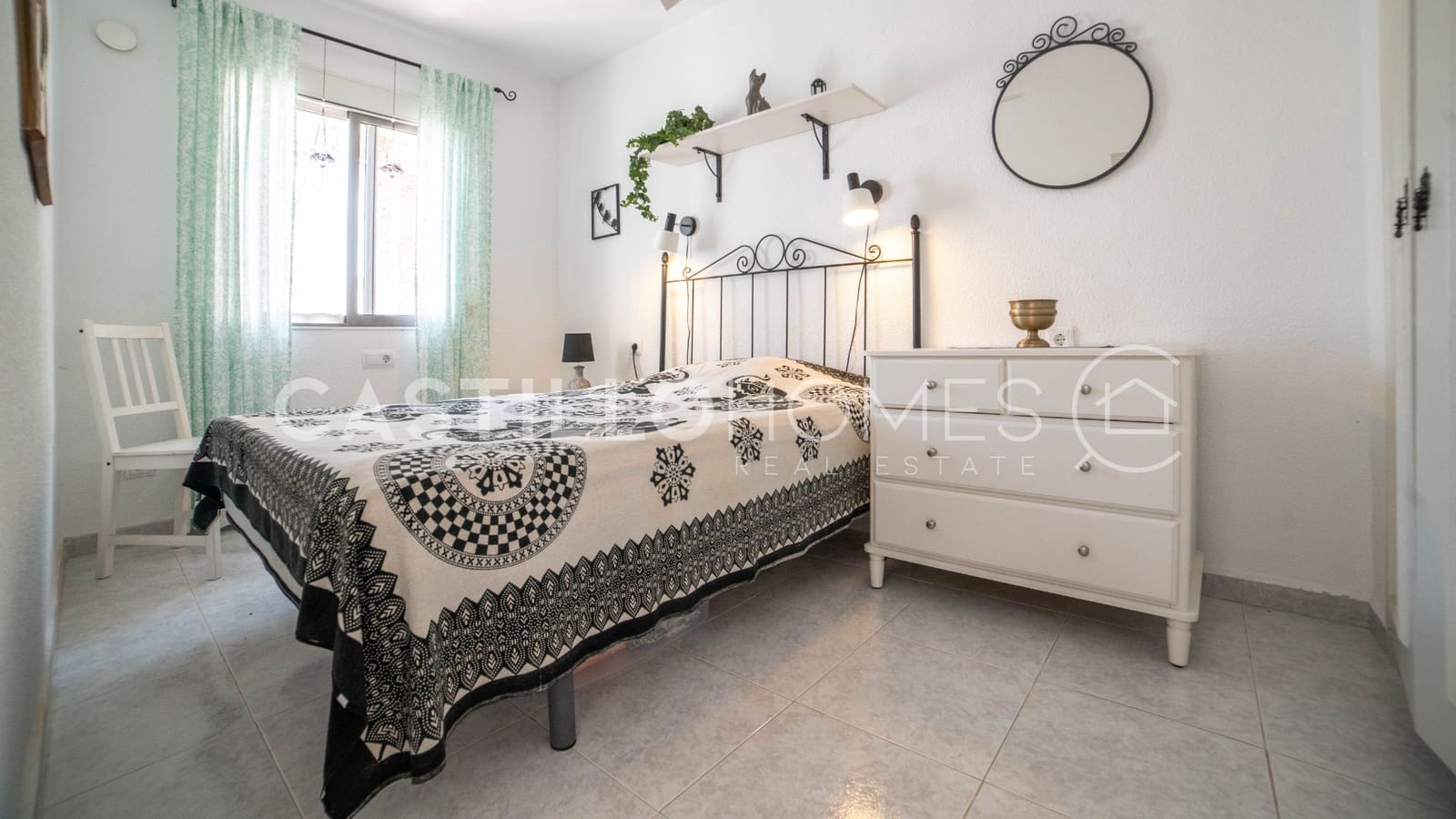 2 soveværelse Bungalow til salg i Torrevieja - € 135.000 (Ref: 9879526)