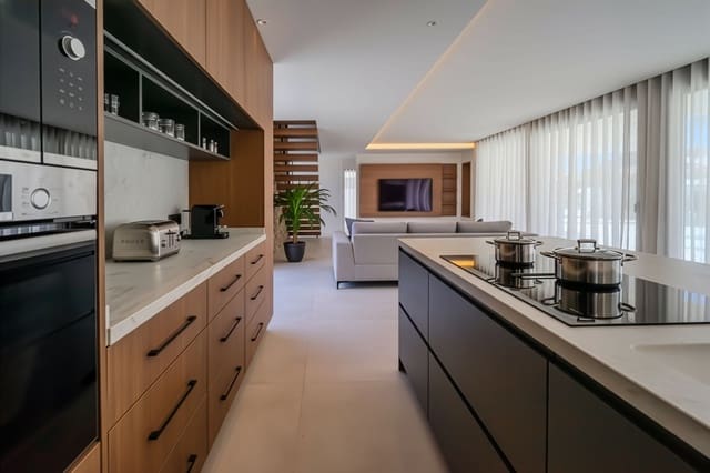 4 bedroom Villa for sale in Ciudad Quesada, Rojales with pool garage - € 1,450,000 (Ref: 9885161)