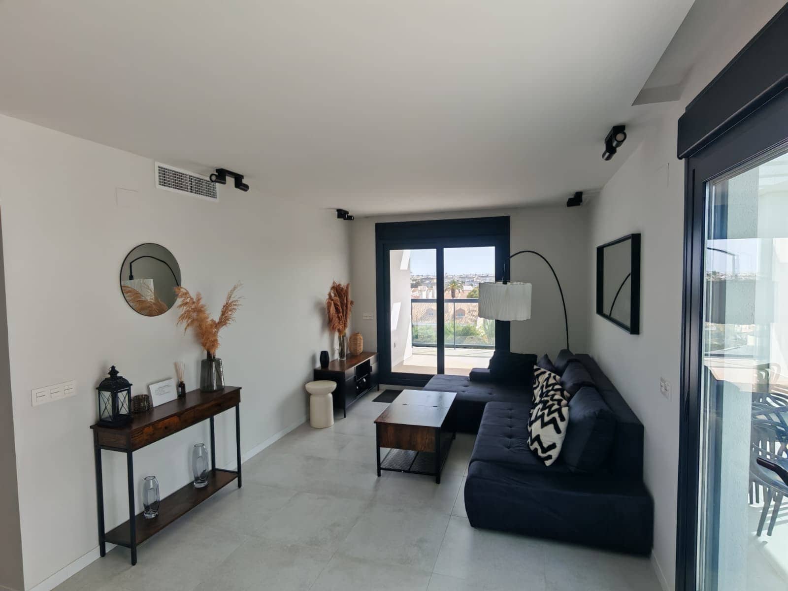 3 Zimmer Apartment zu verkaufen in Pilar de la Horadada mit Pool Garage - 577.500 € (Ref: 9889439)