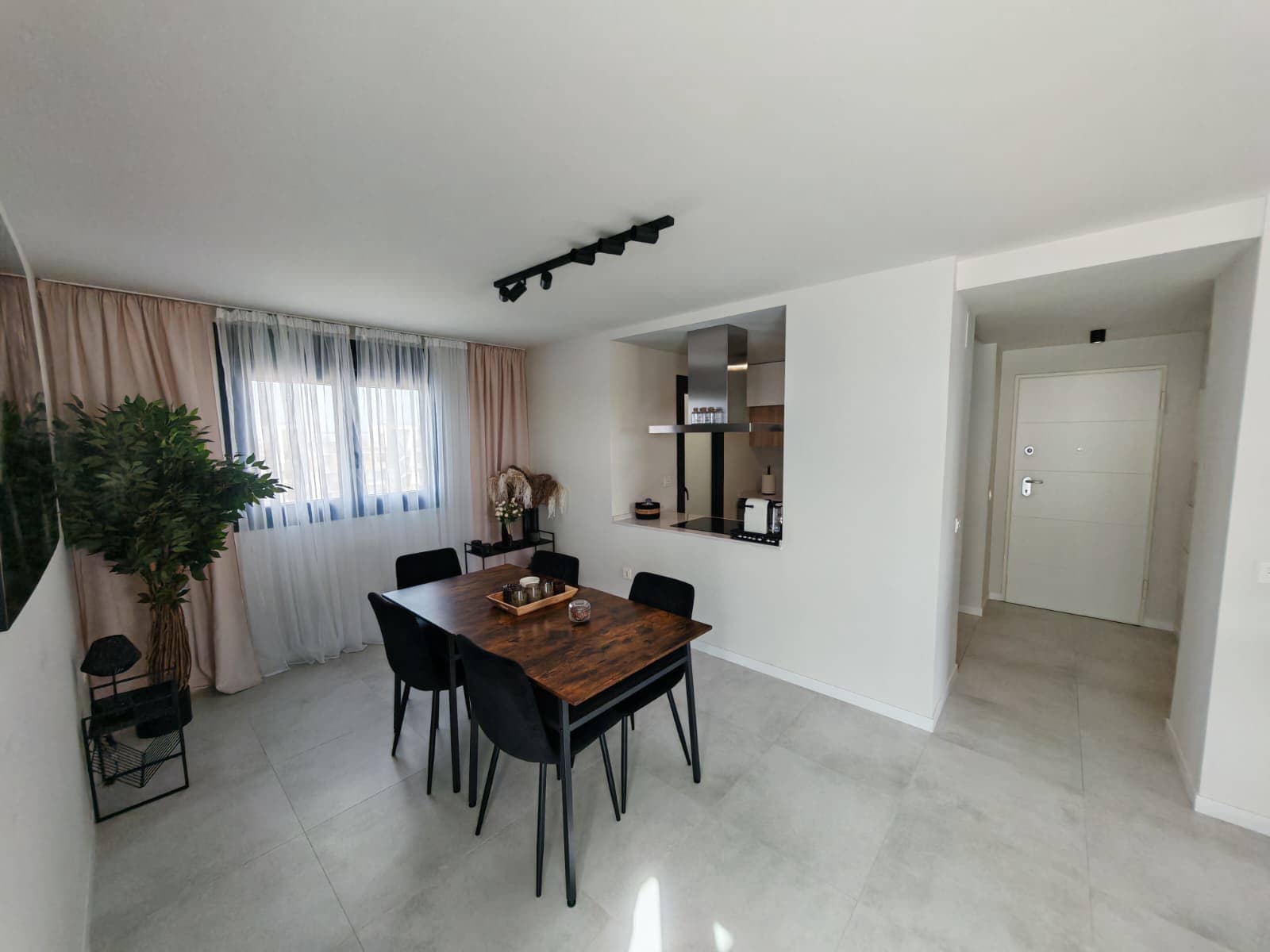 3 Zimmer Apartment zu verkaufen in Pilar de la Horadada mit Pool Garage - 577.500 € (Ref: 9889439)