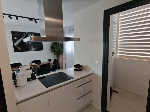3 sypialnia Apartament na sprzedaż w Pilar de la Horadada z basenem garażem - 577 500 € (Ref: 9889439)