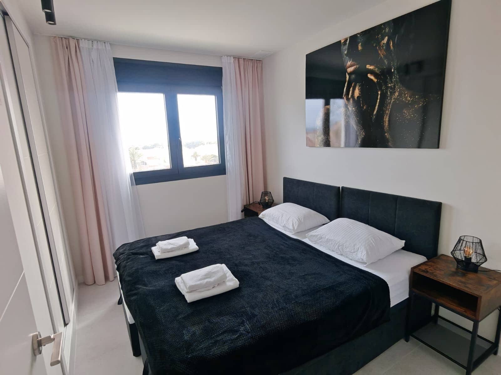 3 Zimmer Apartment zu verkaufen in Pilar de la Horadada mit Pool Garage - 577.500 € (Ref: 9889439)