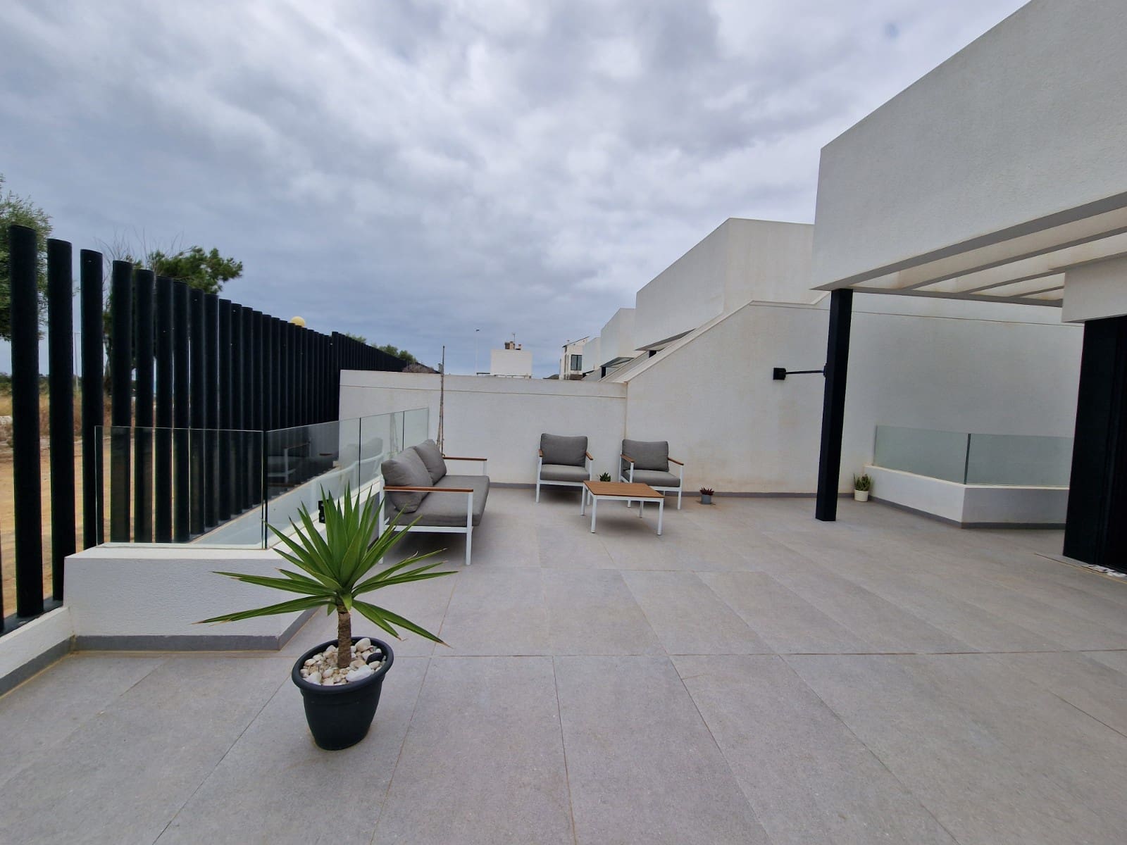 4 Zimmer Villa zu verkaufen in Guardamar del Segura mit Pool Garage - 570.000 € (Ref: 9892628)