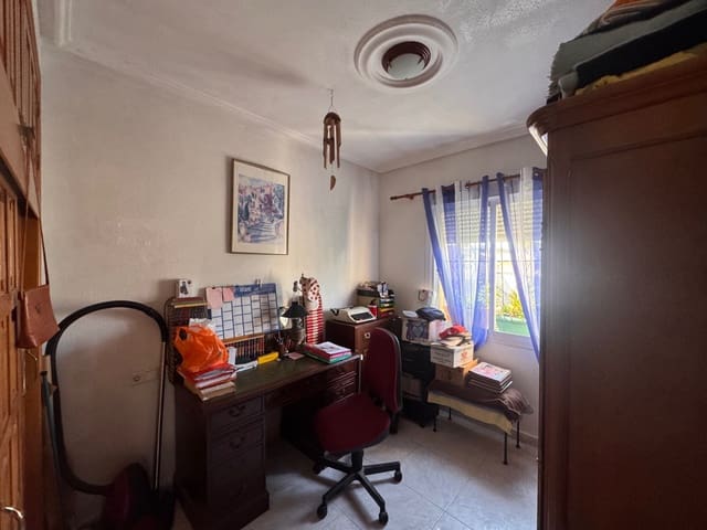 4 makuuhuone Huvila myytävänä paikassa Ciudad Quesada, Rojales mukana uima-altaan 
autotalli - 319 950 € (Ref: 9892630)