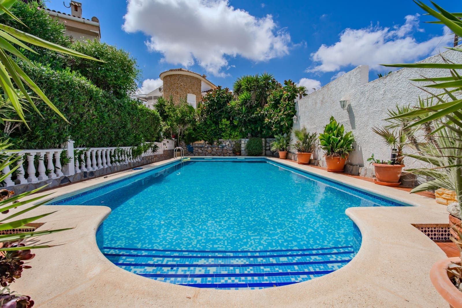 4 bedroom Villa for sale in Ciudad Quesada with pool garage - € 319,950 (Ref: 9892630)