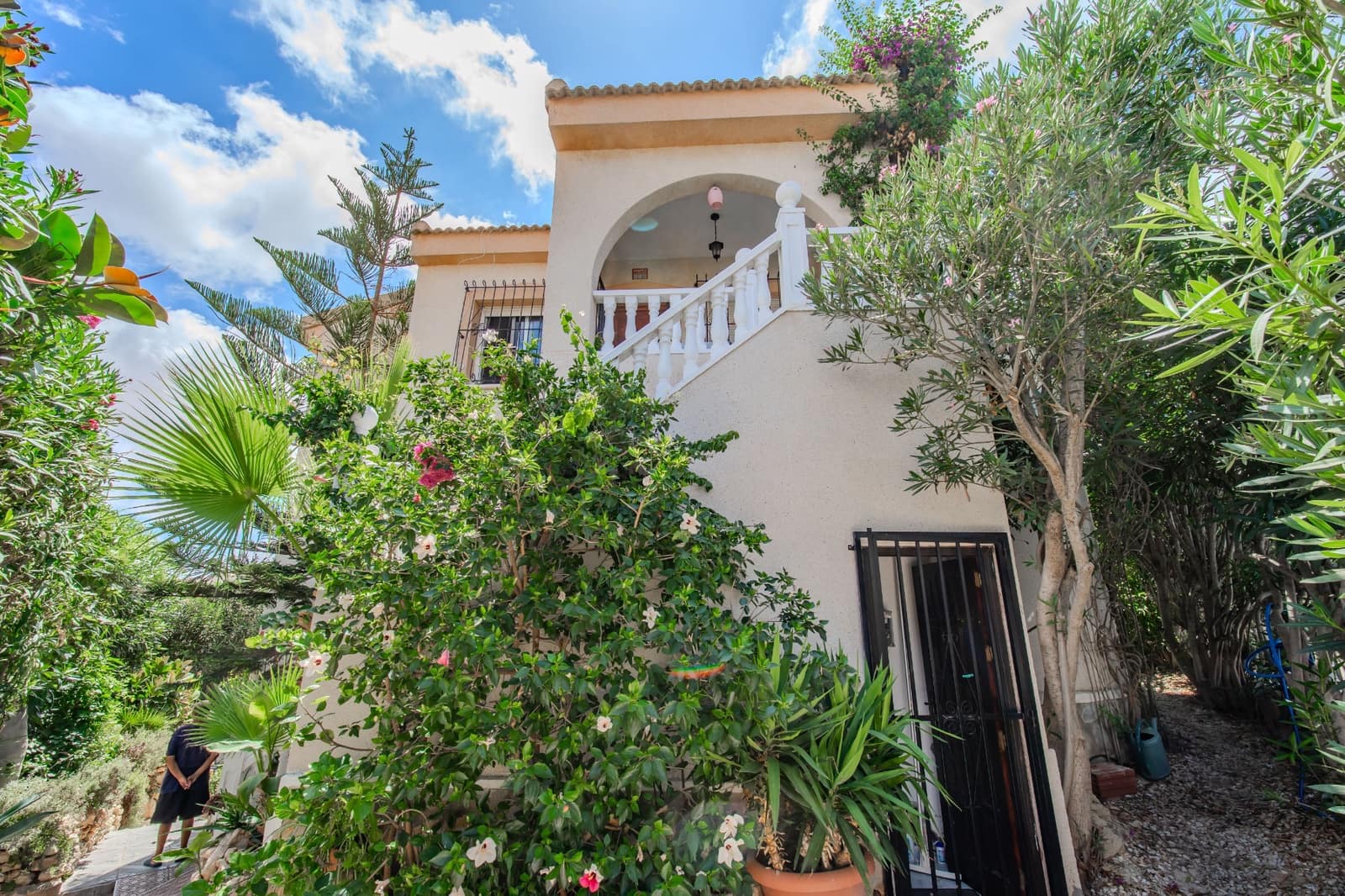 4 bedroom Villa for sale in Ciudad Quesada with pool garage - € 319,950 (Ref: 9892630)