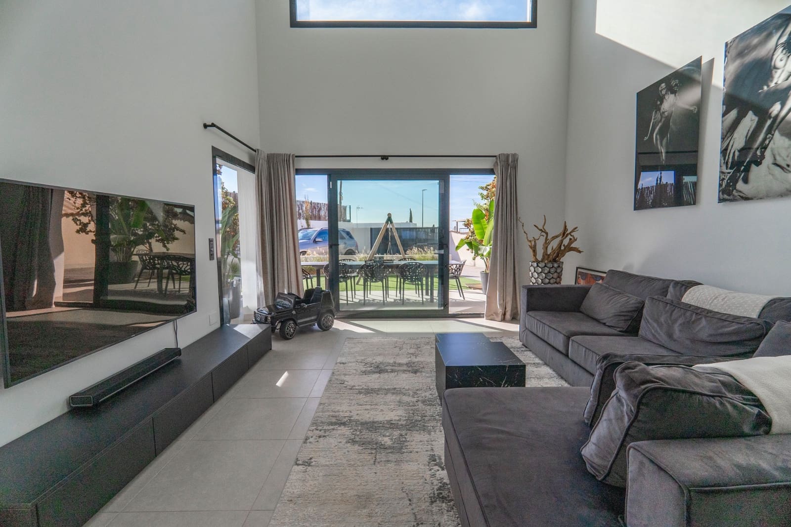 4 soveværelse Villa til salg i Ciudad Quesada med swimmingpool - € 669.000 (Ref: 9892632)