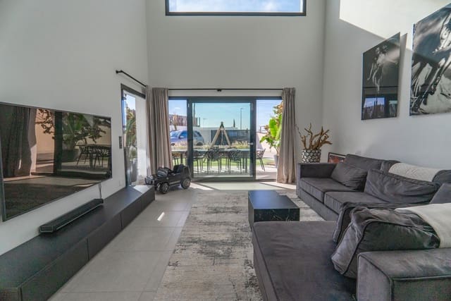 4 soveværelse Villa til salg i Ciudad Quesada, Rojales med swimmingpool - € 669.000 (Ref: 9892632)