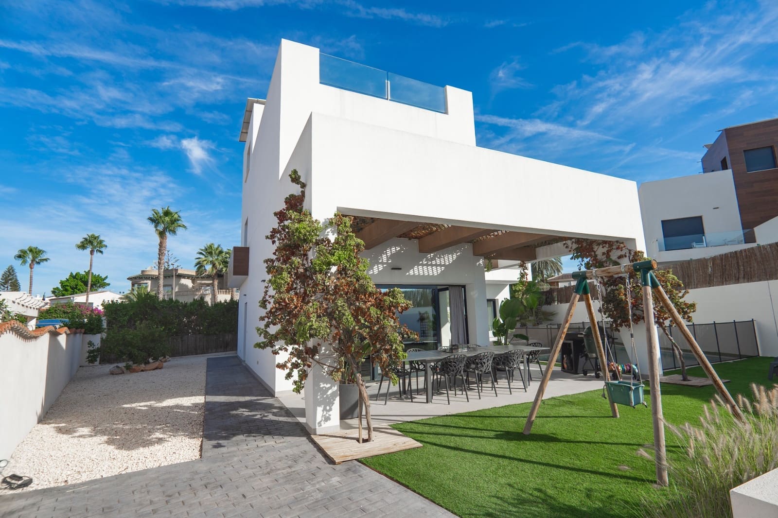 4 soveværelse Villa til salg i Ciudad Quesada med swimmingpool - € 669.000 (Ref: 9892632)
