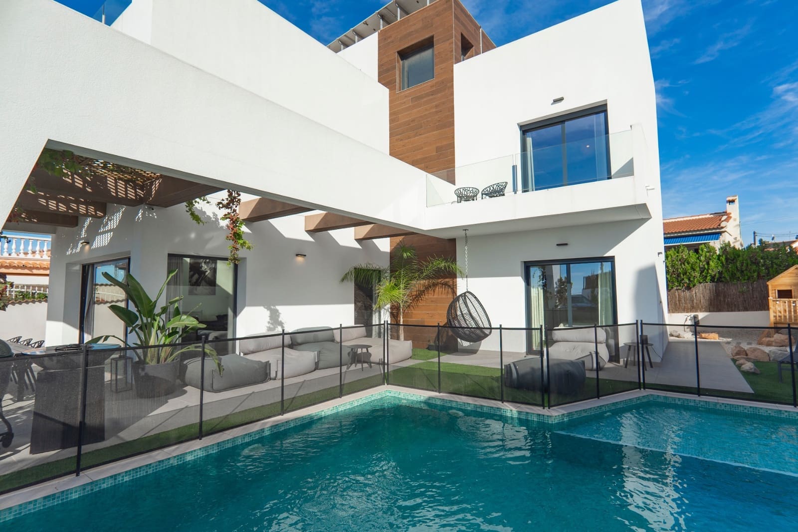 4 soveværelse Villa til salg i Ciudad Quesada med swimmingpool - € 669.000 (Ref: 9892632)