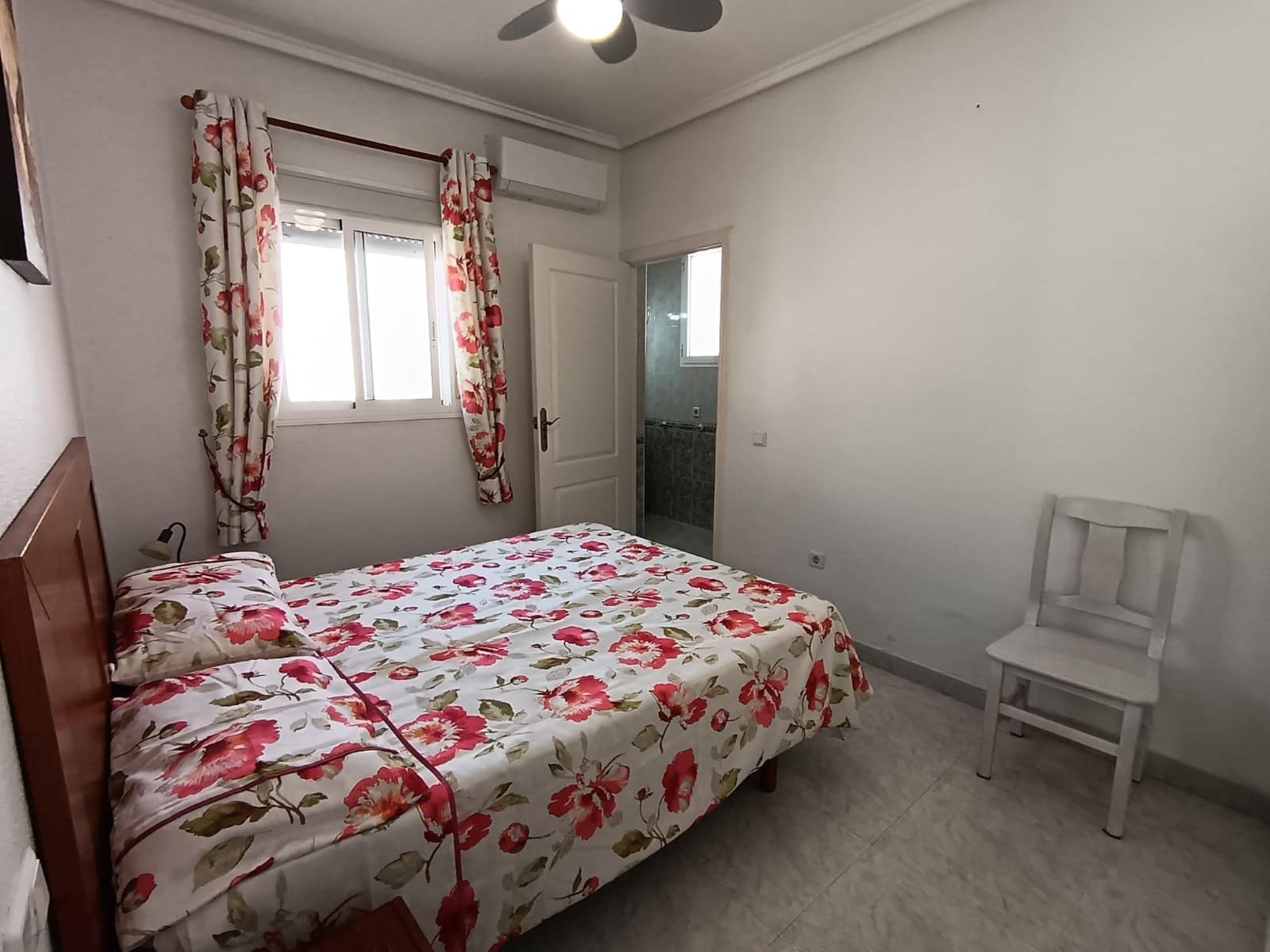 3 sovrum Semi-fristående Villa till salu i Ciudad Quesada med pool - 245 000 € (Ref: 9892633)