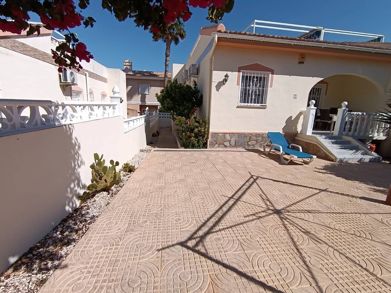 3 sovrum Semi-fristående Villa till salu i Ciudad Quesada med pool - 245 000 € (Ref: 9892633)