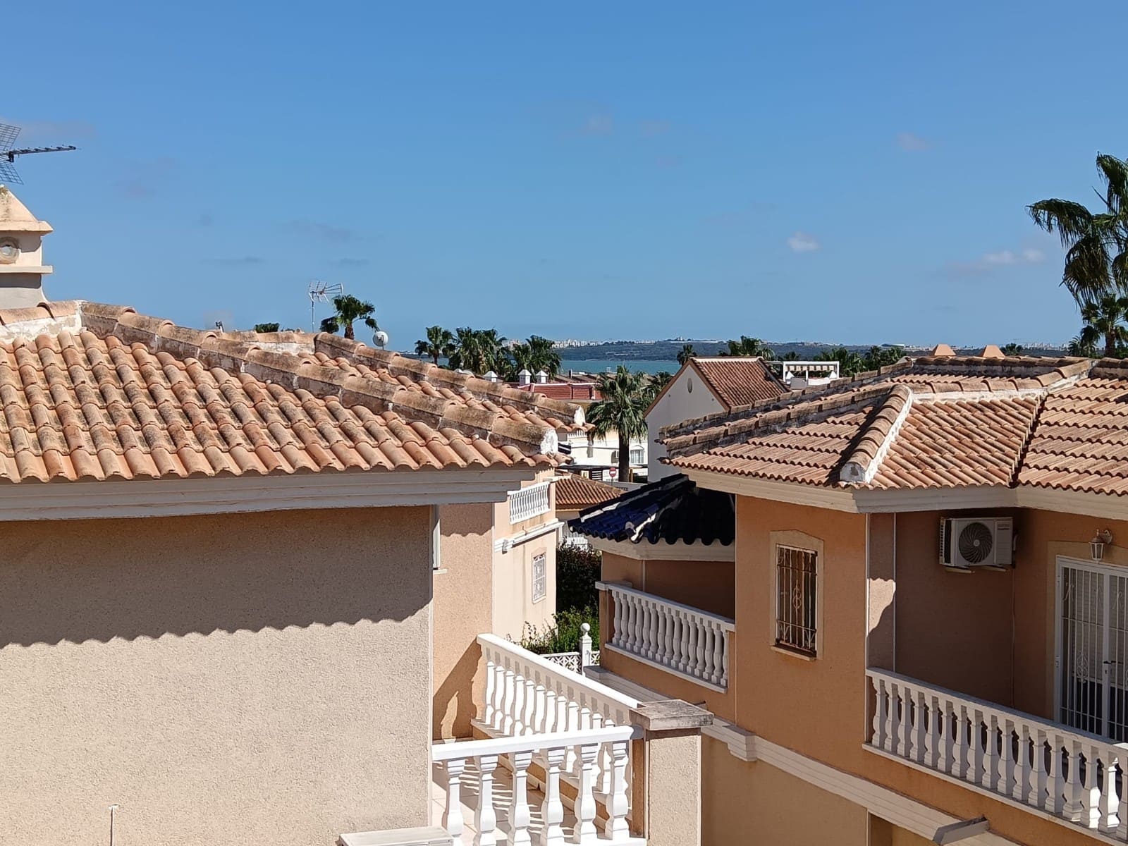 3 sovrum Semi-fristående Villa till salu i Ciudad Quesada med pool - 245 000 € (Ref: 9892633)