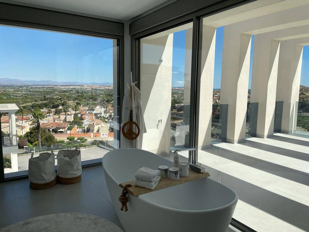 4 camera da letto Villa in vendita in Ciudad Quesada con piscina - 1.799.000 € (Rif: 9892634)