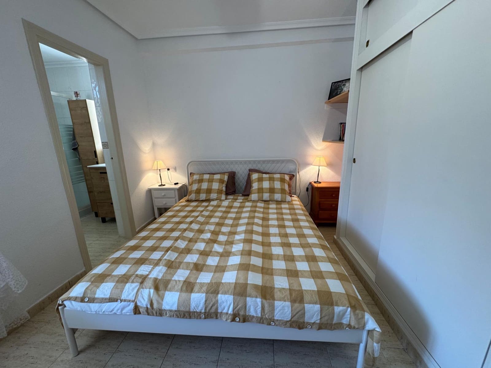3 sypialnia Bungalow na sprzedaż w Torrevieja z basenem - 169 900 € (Ref: 9894739)