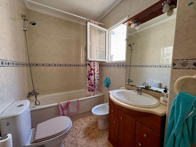 3 Zimmer Penthouse zu verkaufen in Torrevieja mit Pool Garage - 179.900 € (Ref: 9899818)