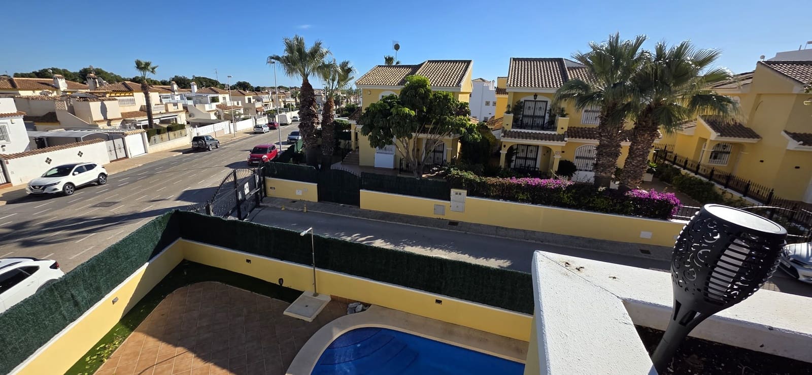 3 sovrum Villa till salu i Orihuela Costa med pool - 425 000 € (Ref: 9902108)
