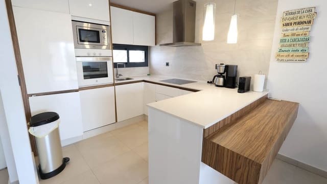 2 quarto Bungalow para venda em Guardamar del Segura com piscina garagem - 255 000 € (Ref: 9902111)
