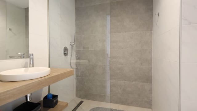 2 quarto Bungalow para venda em Guardamar del Segura com piscina garagem - 255 000 € (Ref: 9902111)