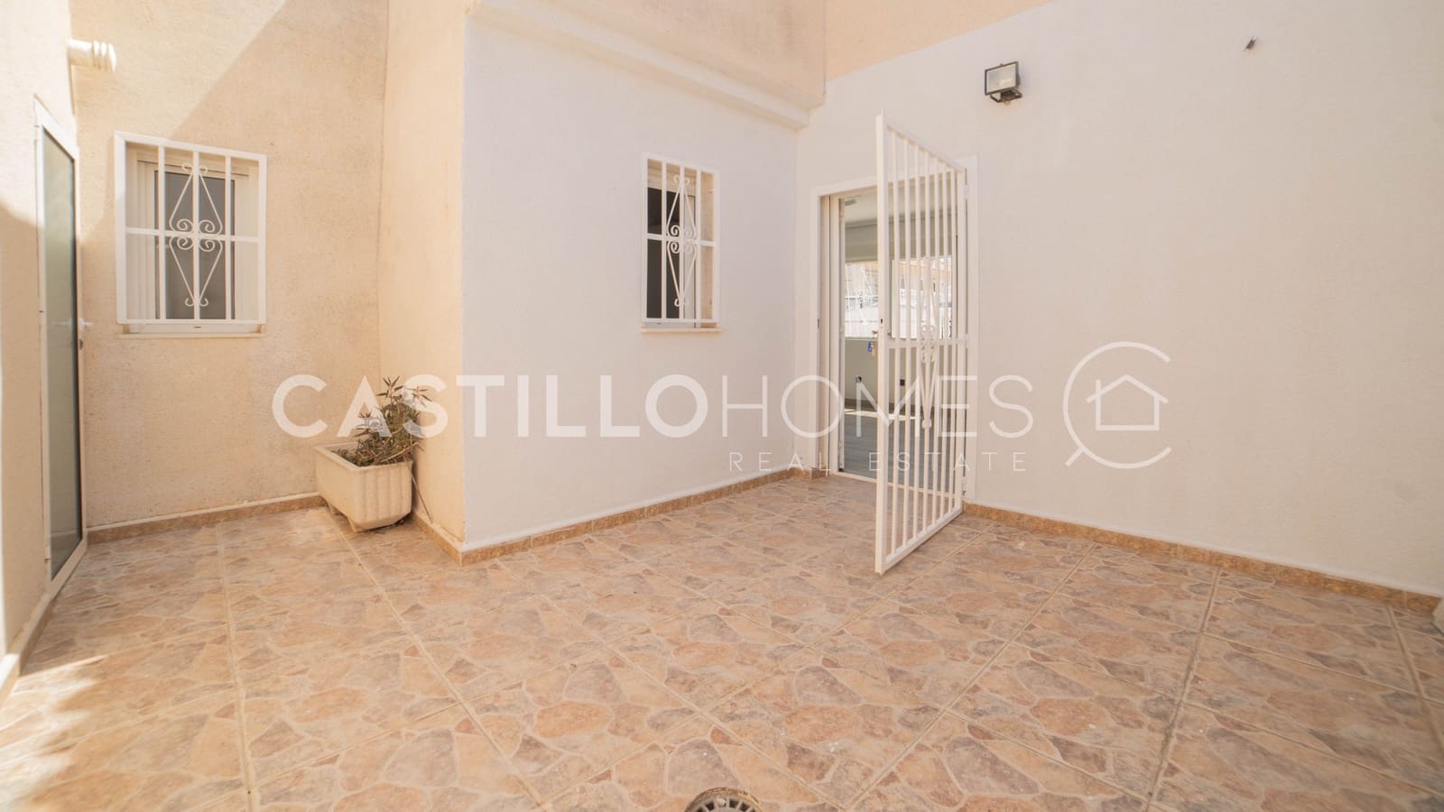 3 chambre Maison de Ville à vendre à Ciudad Quesada avec piscine - 249 000 € (Ref: 9902112)