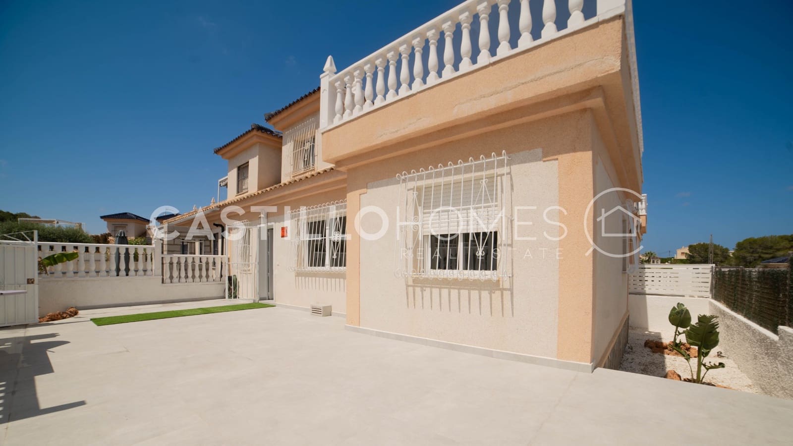 3 chambre Maison de Ville à vendre à Ciudad Quesada avec piscine - 249 000 € (Ref: 9902112)