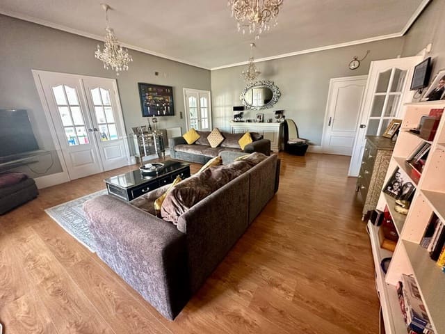 6 sovrum Villa till salu i Heredades, Almoradí med pool - 595 000 € (Ref: 9905318)