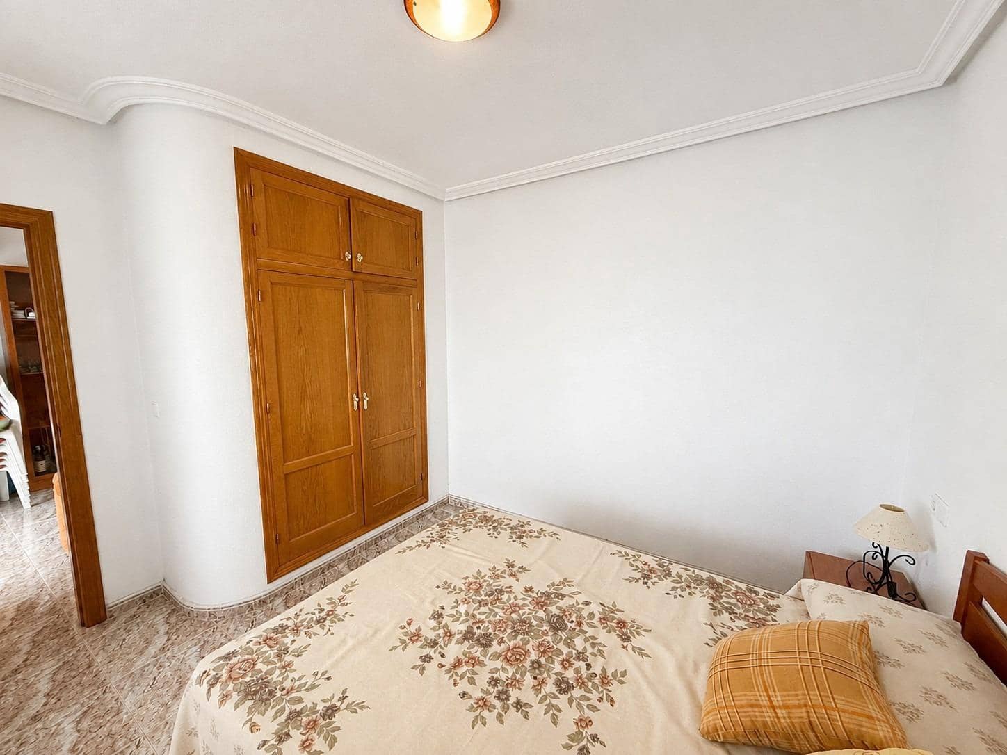 Apartamento de 2 habitaciones en Torrevieja en venta con garaje - 174.000 € (Ref: 9913406)