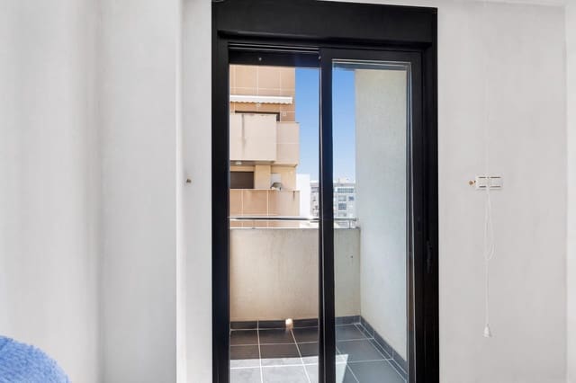 2 quarto Apartamento para venda em Torrevieja - 139 900 € (Ref: 9913415)