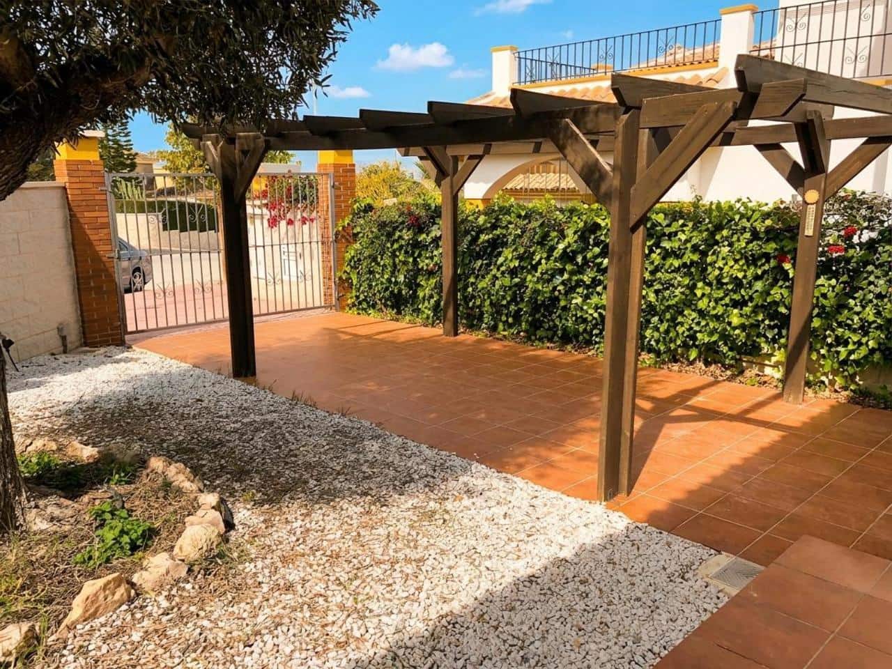 3 bedroom Villa for sale in Rojales with pool garage - € 309,950 (Ref: 9919086)