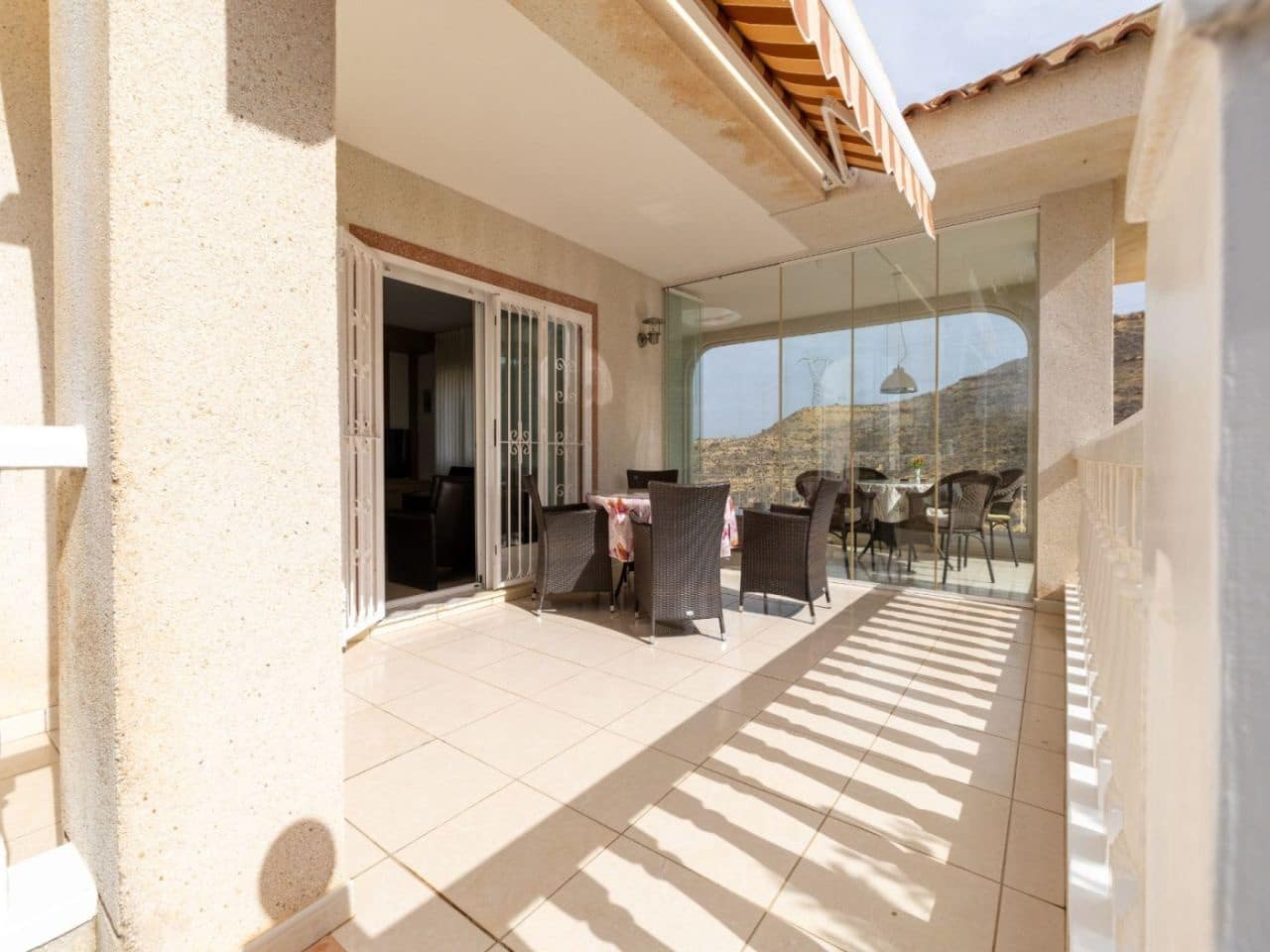 3 bedroom Villa for sale in Rojales with pool garage - € 357,000 (Ref: 9919092)