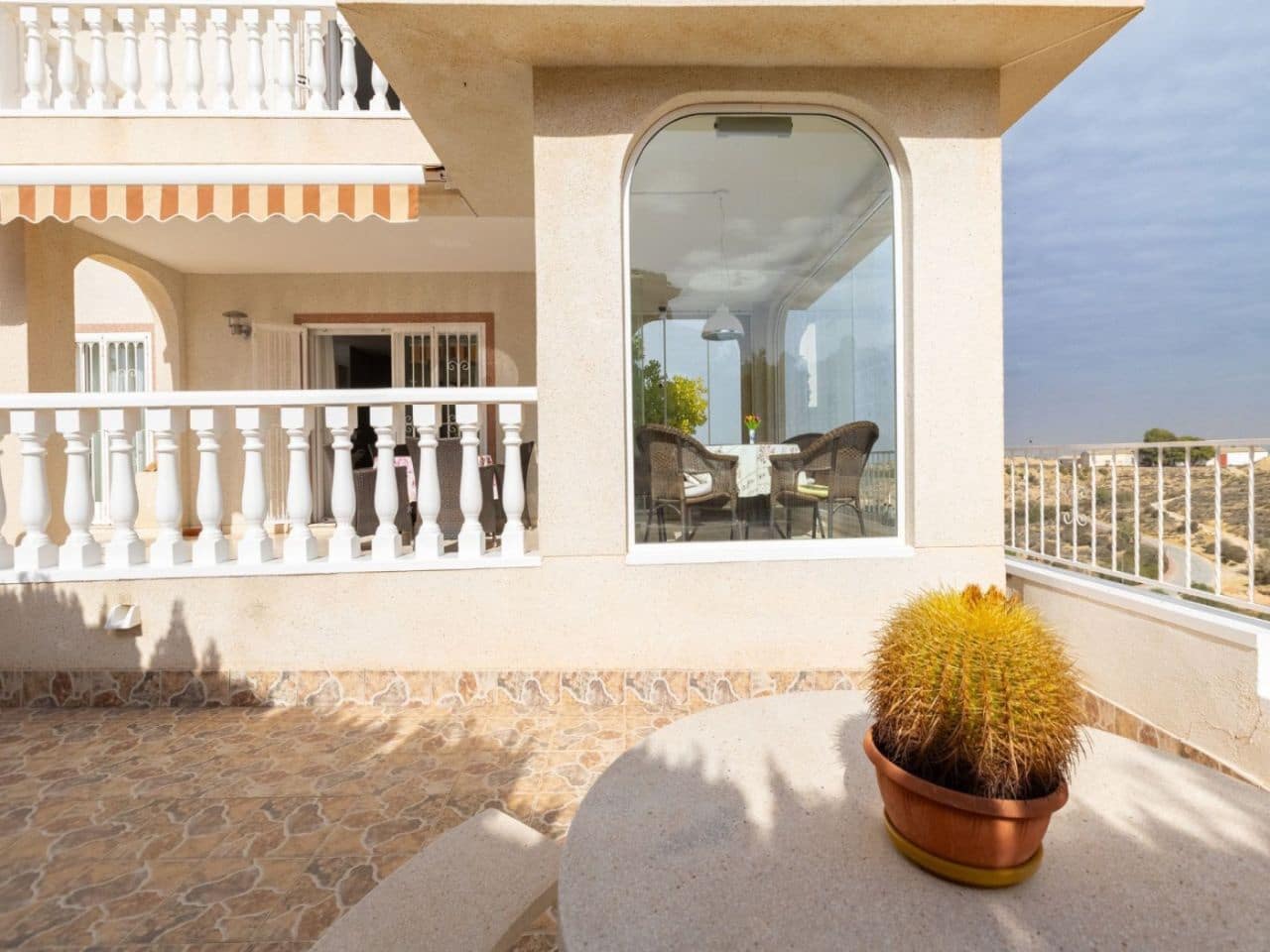 3 bedroom Villa for sale in Rojales with pool garage - € 357,000 (Ref: 9919092)