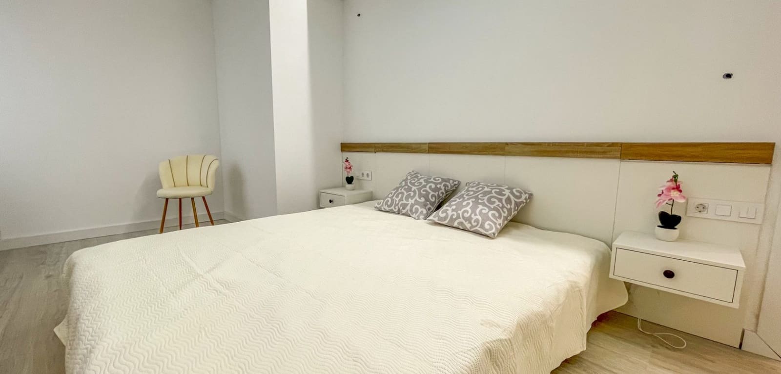 2 chambre Appartement à vendre à Torrevieja avec garage - 265 000 € (Ref: 9920920)