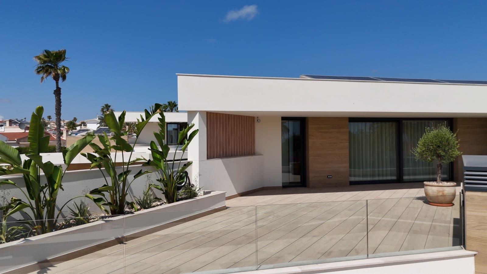 4 bedroom Villa for sale in Ciudad Quesada with pool garage - € 1,450,000 (Ref: 9920921)