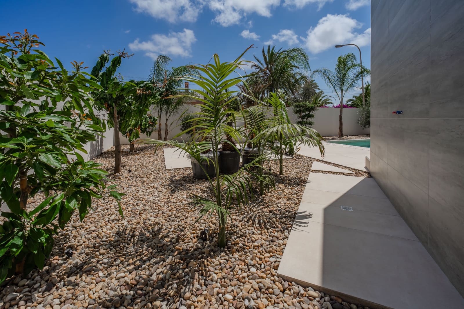 4 bedroom Villa for sale in Ciudad Quesada with pool garage - € 1,450,000 (Ref: 9920921)