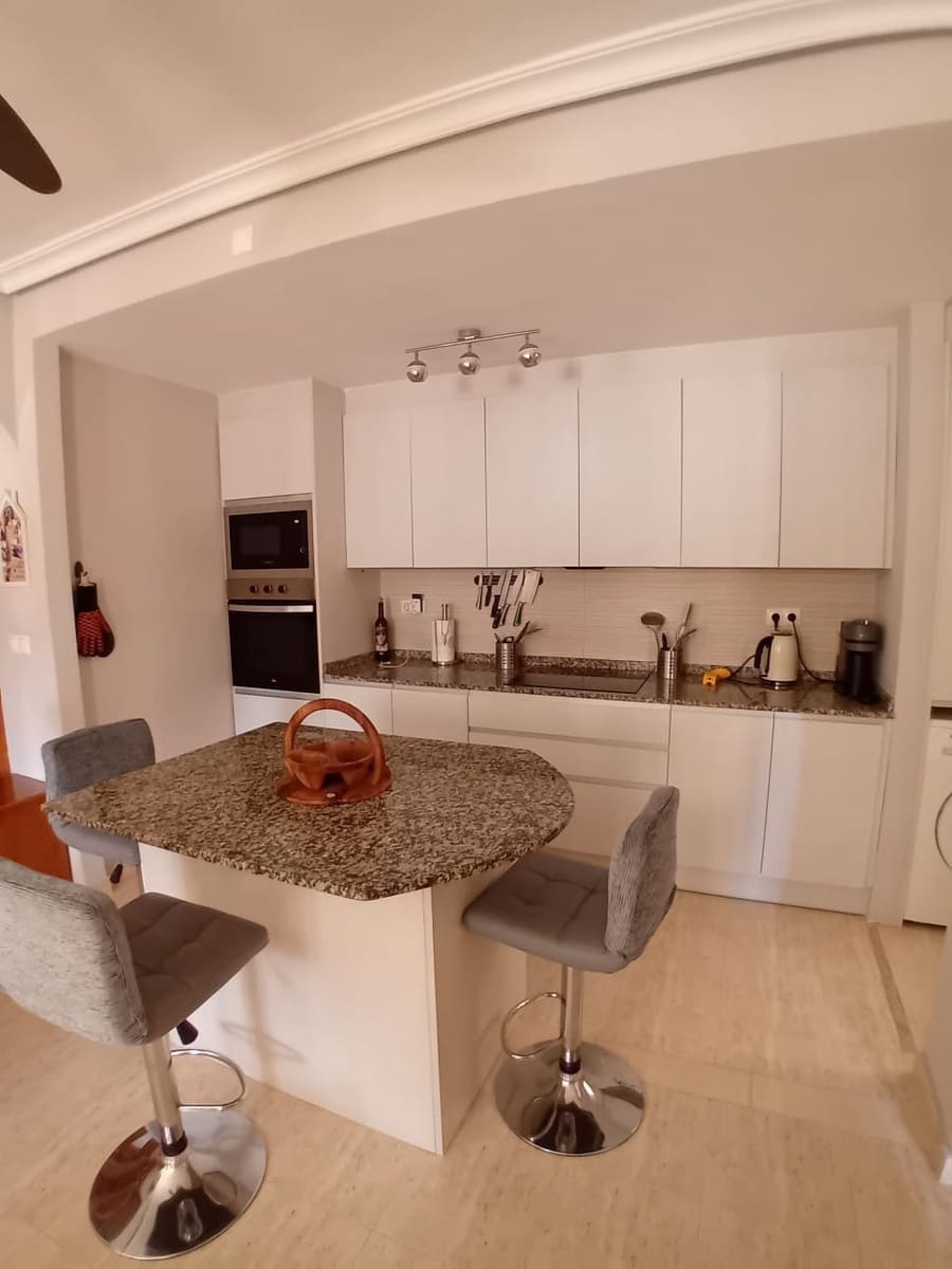 2 soveværelse Lejlighed til salg i Playa Flamenca med swimmingpool - € 190.000 (Ref: 9920928)