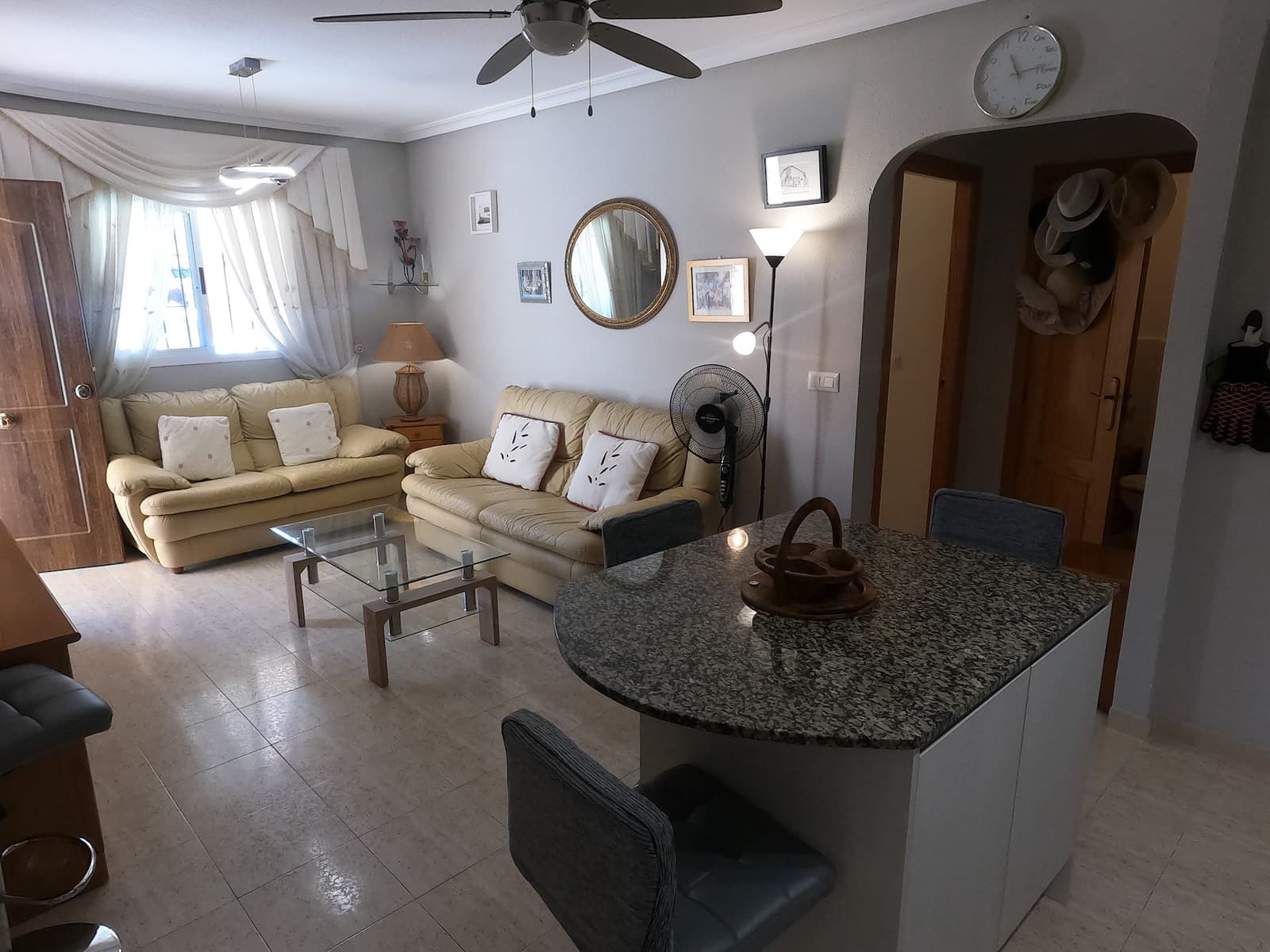 2 soveværelse Lejlighed til salg i Playa Flamenca med swimmingpool - € 190.000 (Ref: 9920928)