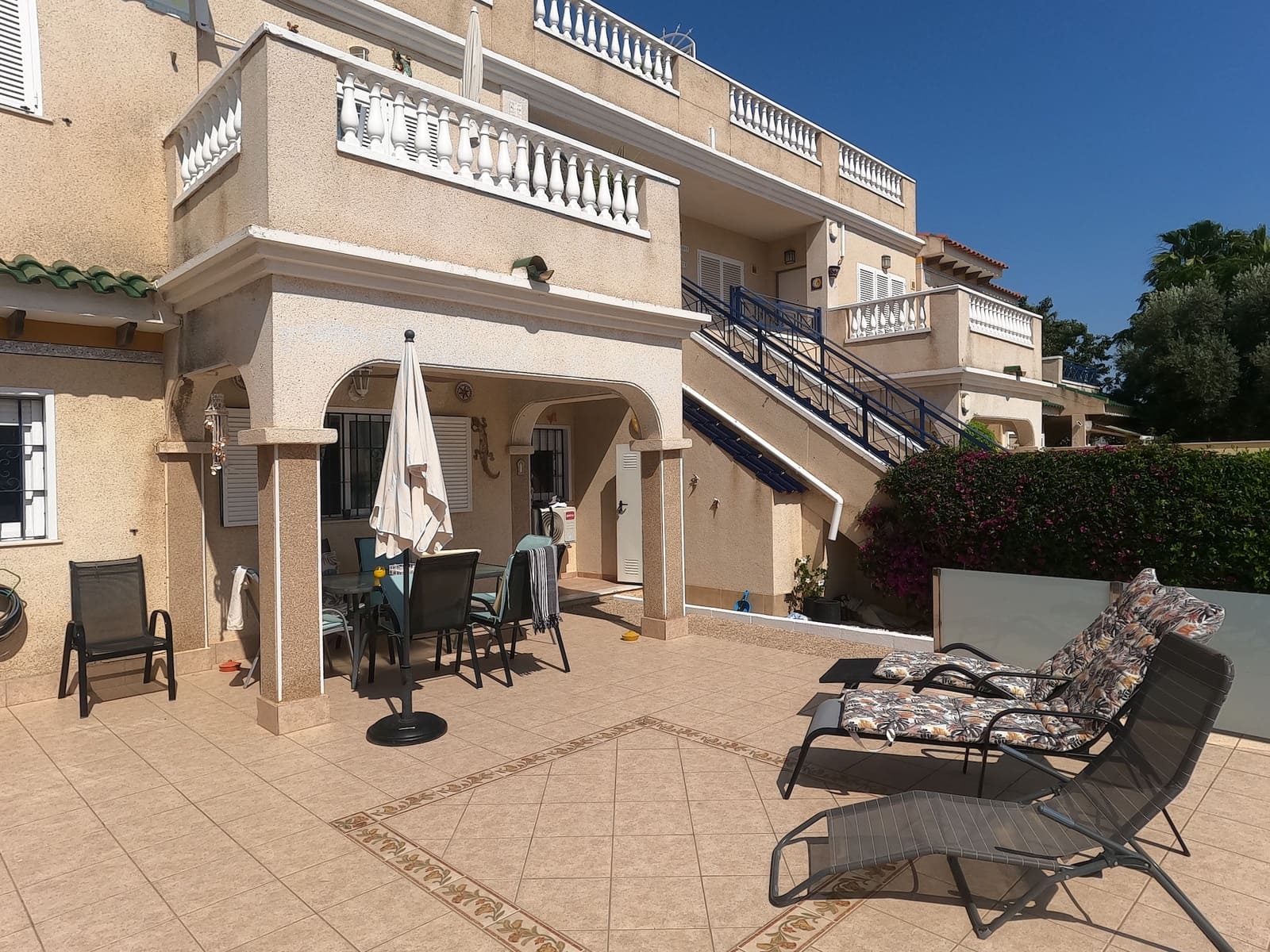 2 soveværelse Lejlighed til salg i Playa Flamenca med swimmingpool - € 190.000 (Ref: 9920928)